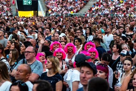  Koncert Rosalía w Warszawie - Kolumbijska Diva Zatriumfuje nad Polską Sceną?